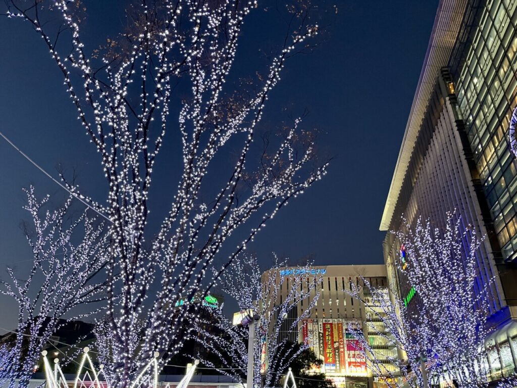 博多駅の夜の風景