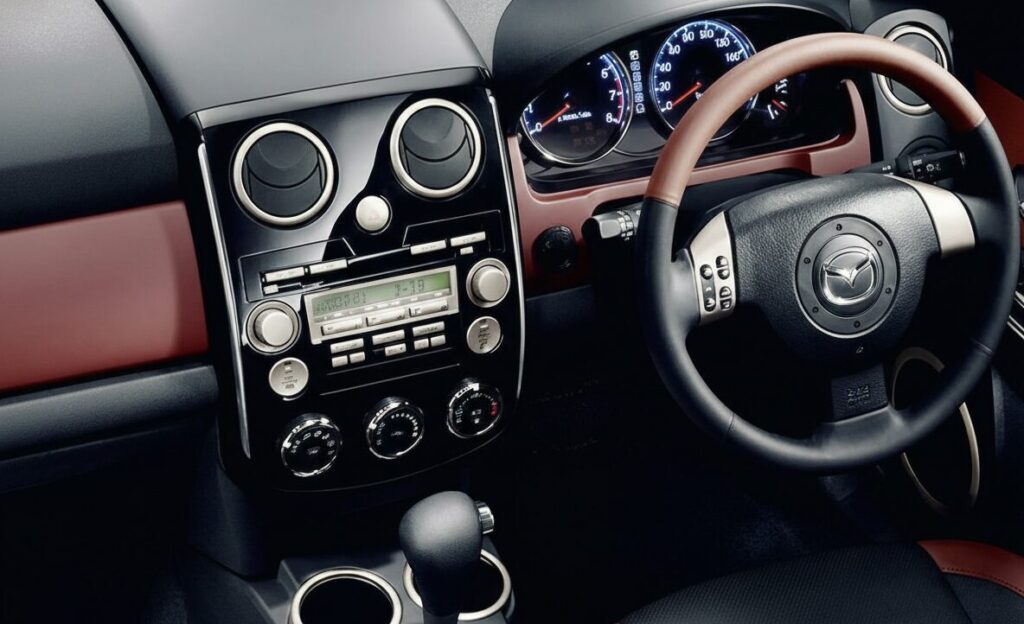 マツダ・ベリーサが似合うライフスタイル|落ち着いたカーライフ