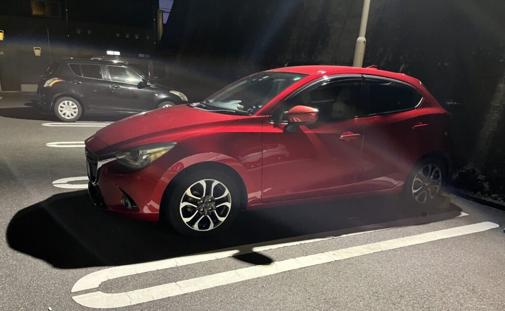 夜を駆けるデミオ