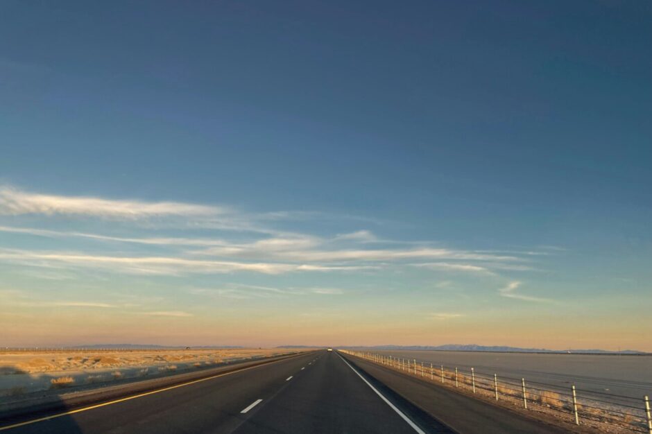 穏やかで整ったhighwayのイメージ